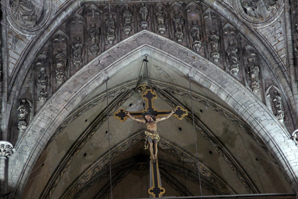 Crucifix and Arch